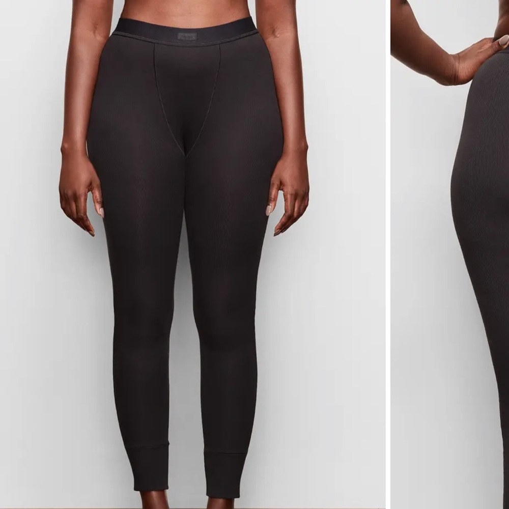 Skims Black Ribbed Leggings